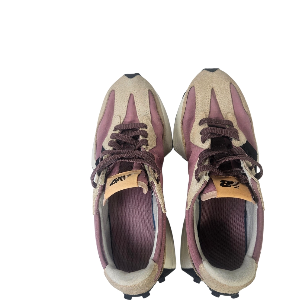 New Balance Women’s Sneakers in Mauve, Beige, Black. Size 7.5 - Picture 6 of 7